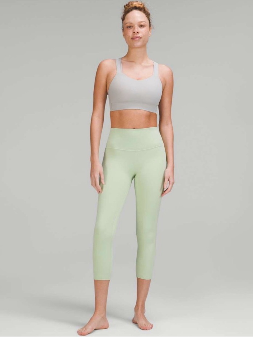 NWT Lululemon Align High-Rise Crop 23"
Creamy Mint- Size 6